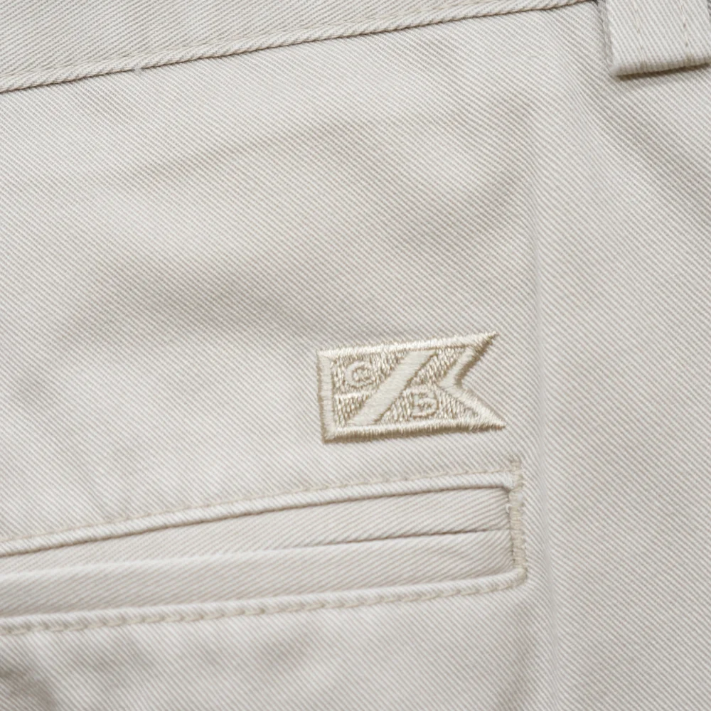 Cutter & Buck Shorts Mens Size 46 Classic Beige Flat Front Logo Back Pocket